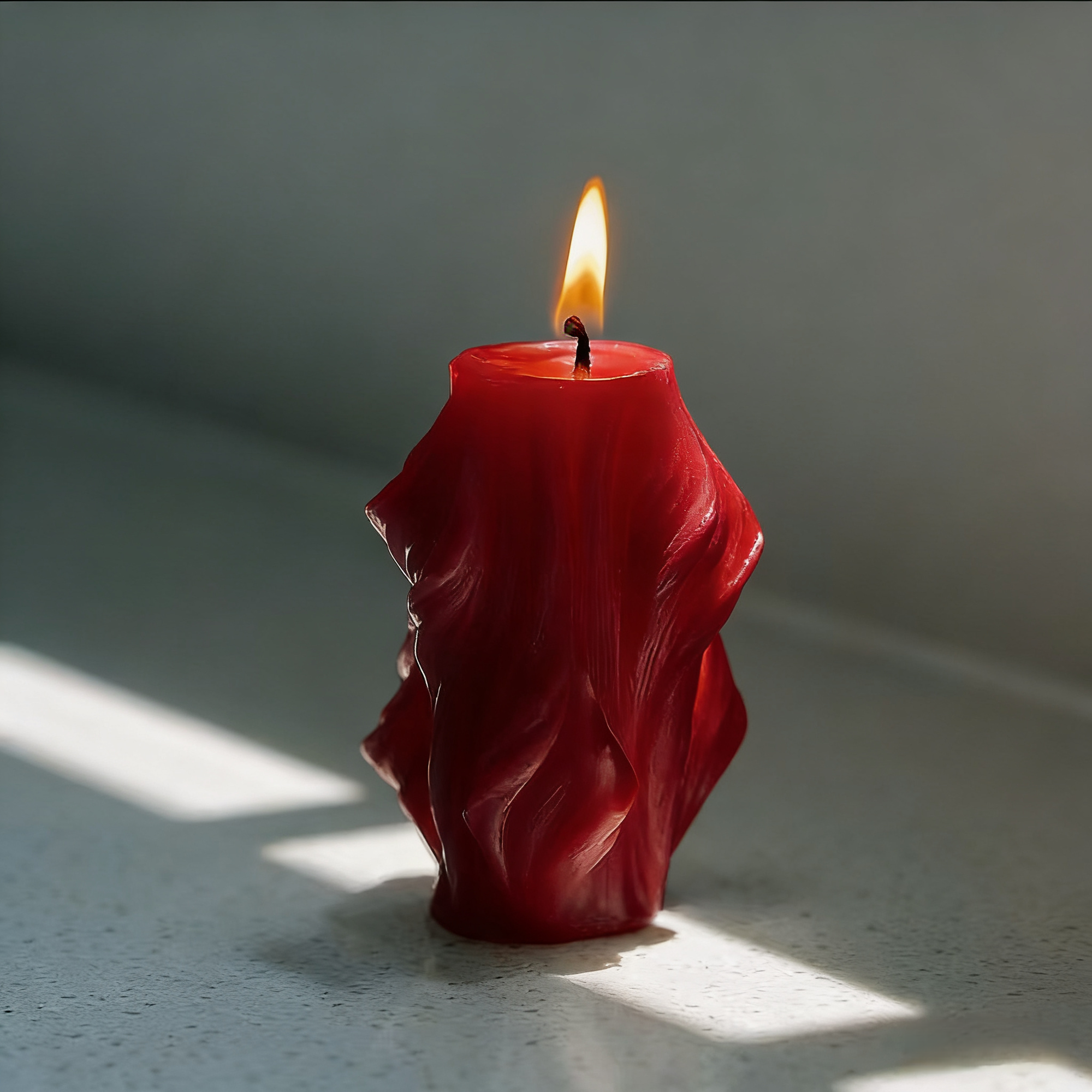 Wave Diamond Column Candle – Soft Melt, Playful Glow